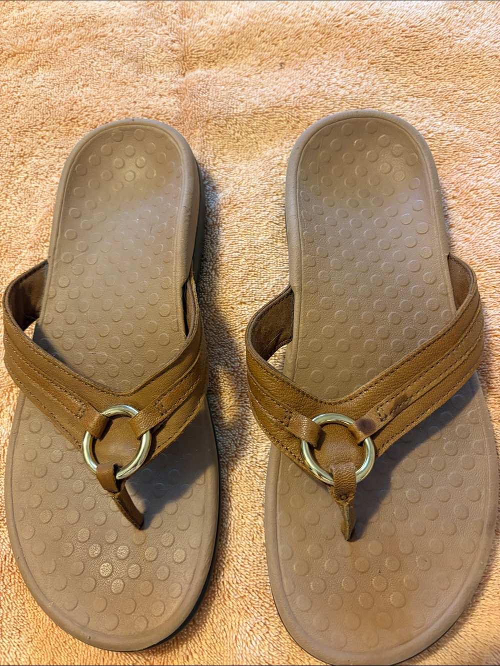 Vionic Sandals Size 8